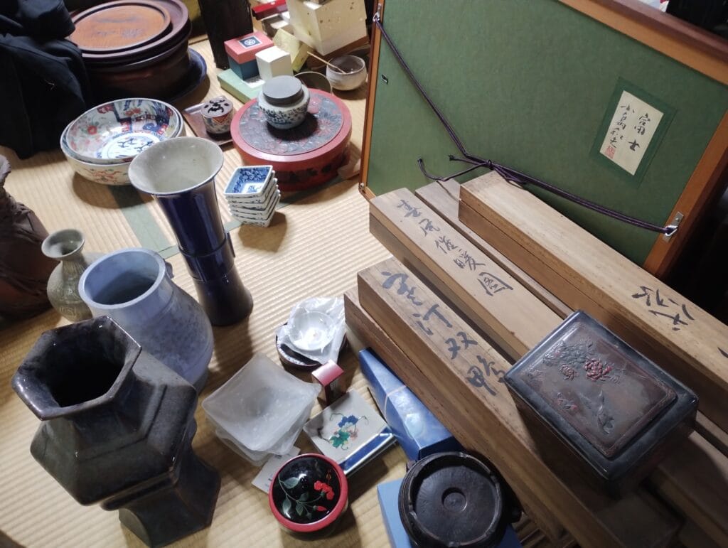 岡山市気北区で骨董品を買取