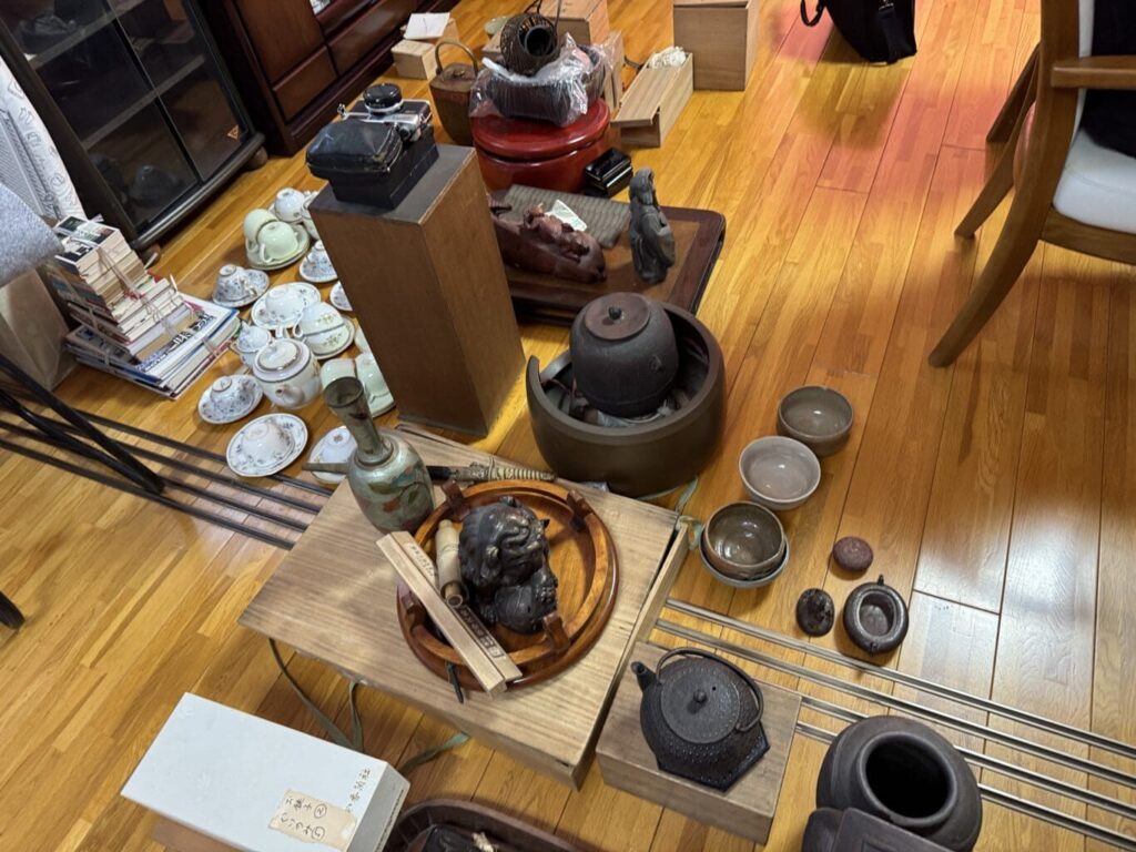 岡山市中区で骨董品を買取しました