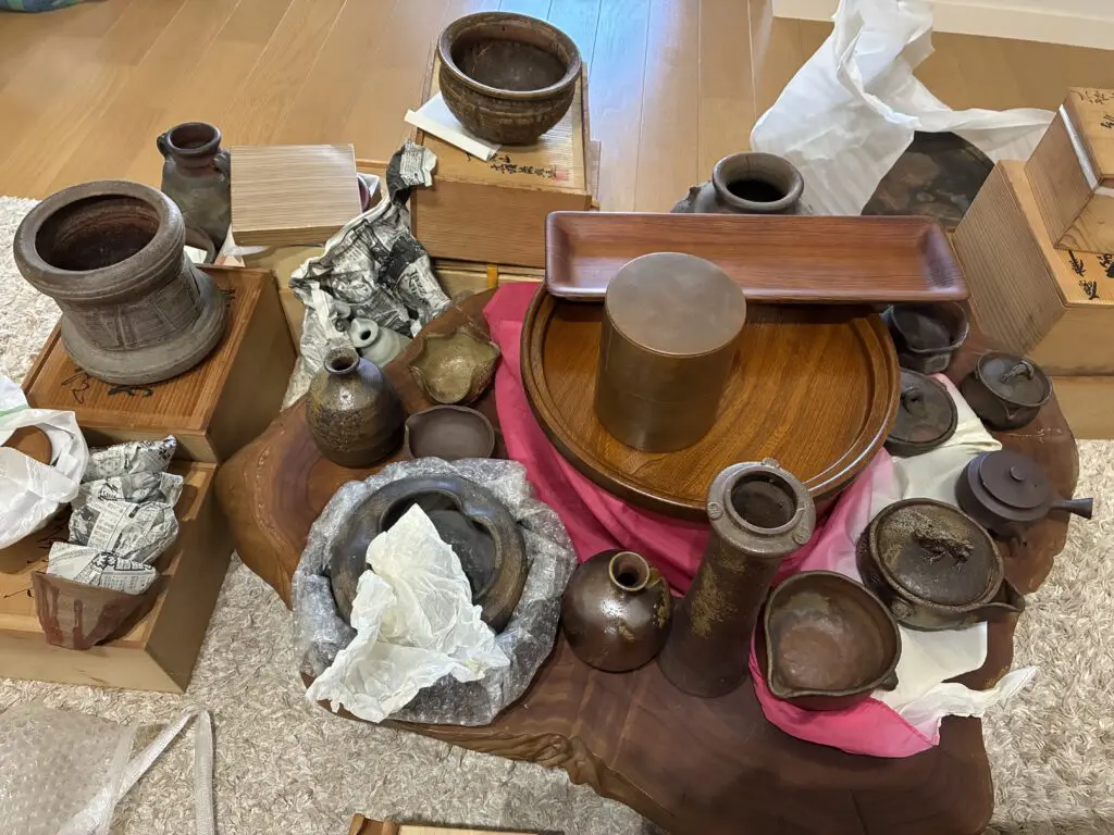 赤磐市にお伺いして骨董品・備前焼を高価買取でお喜びいただきました